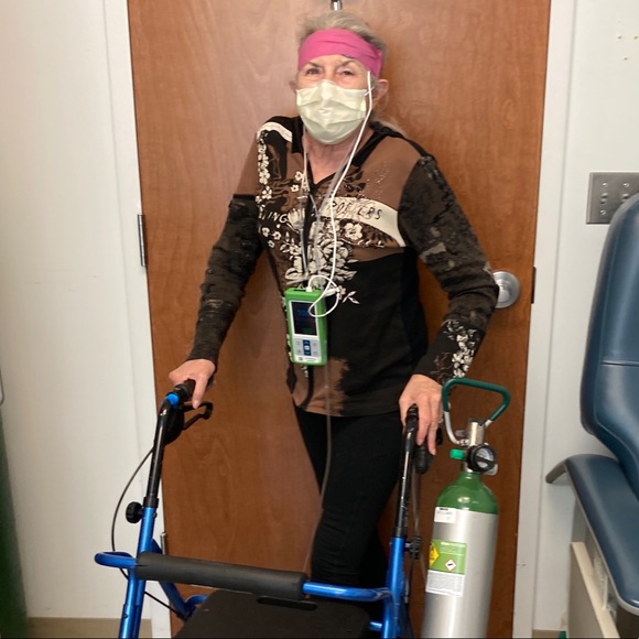 3:00 transplant prayer request! Iโm @ Emory waiting for lungs! โค๏ธโ๐ฉน๐๐ผโค๏ธโ๐ฉน - Picture 5 of 8